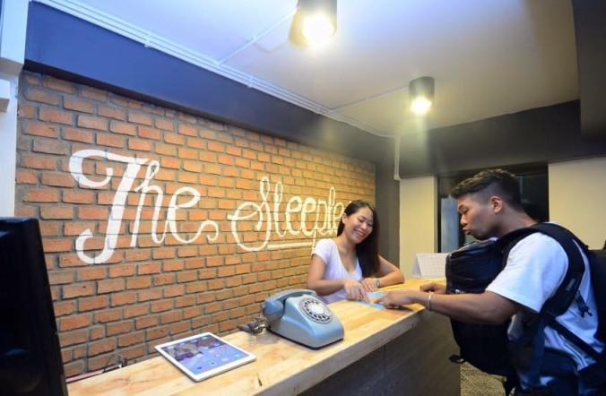The Sleepless Boutique Hostel Bangkok Exterior photo